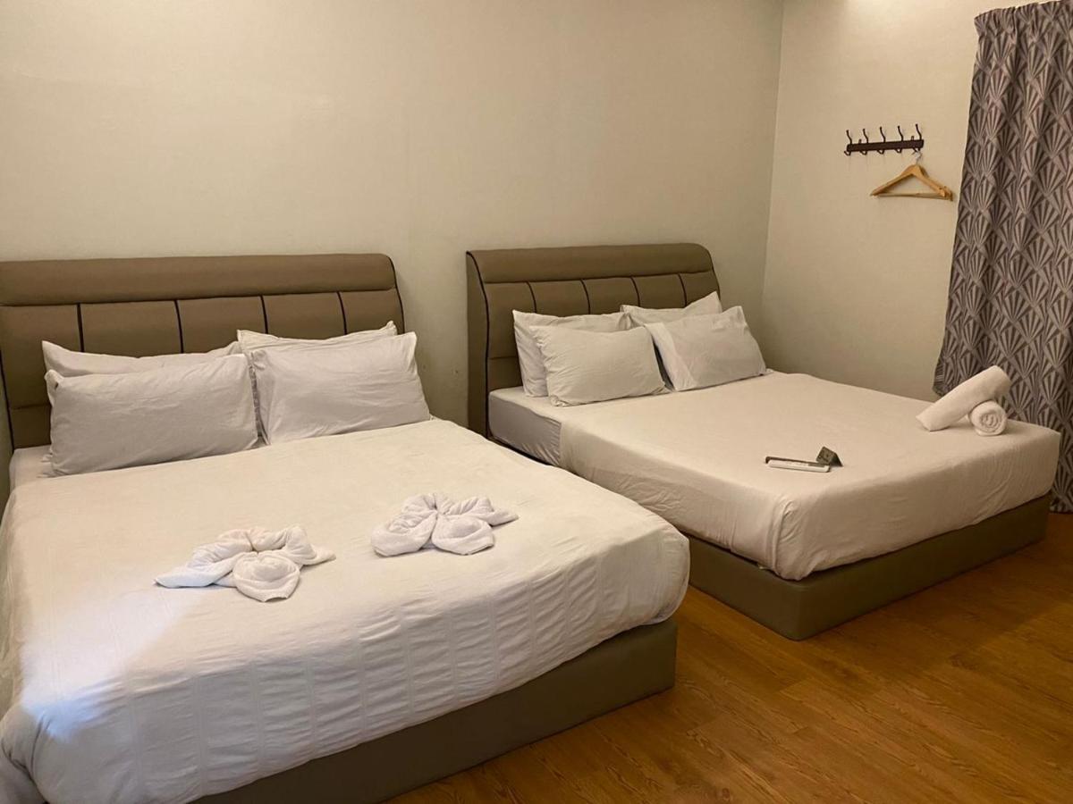 Pine Hotel Batu Gajah Exteriör bild